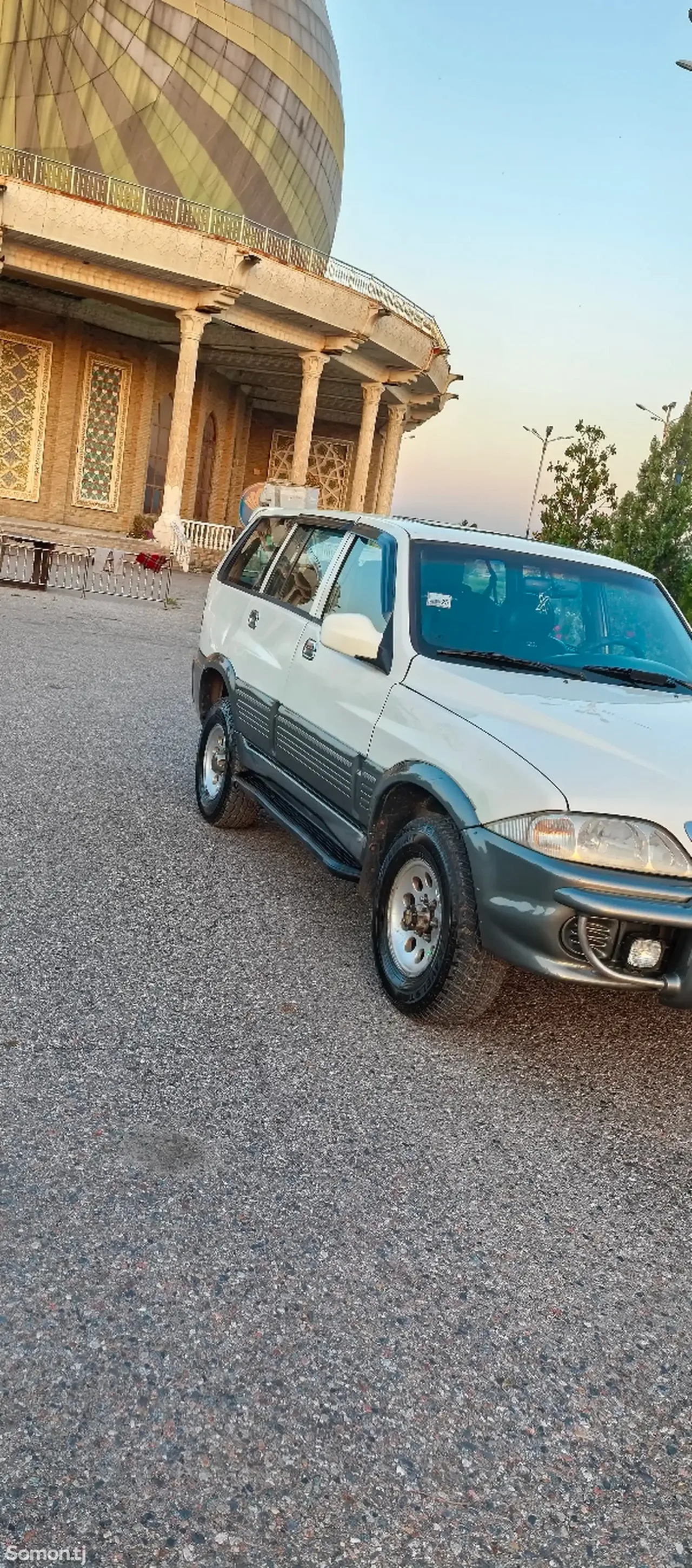Ssang Yong Musso 2002 · 2.9 MT
