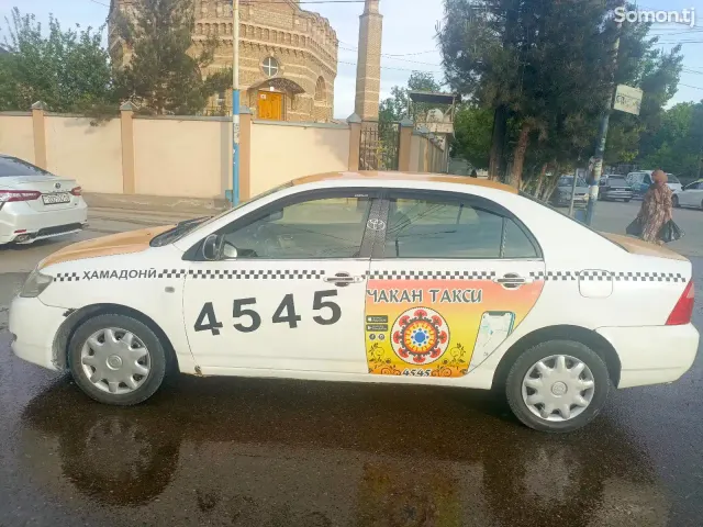 Toyota Corolla 2005 · 1.5 AT