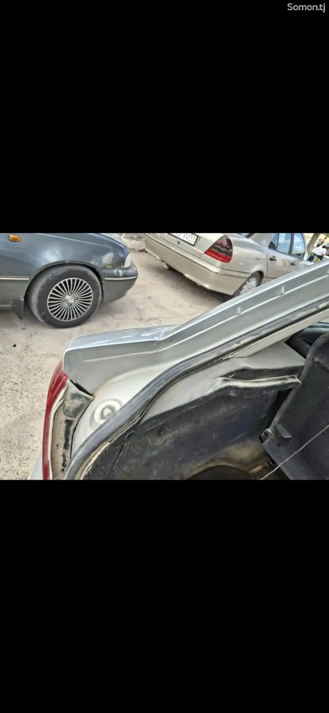 Opel Astra G 1998 · 1.6 MT