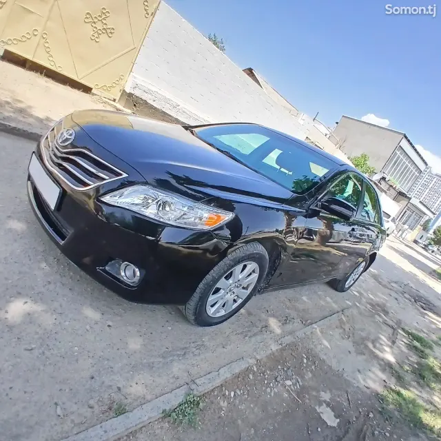 Toyota Camry 2010 · 2.5 MT