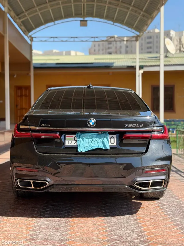 BMW 7 series 2017 · 3.0 AT