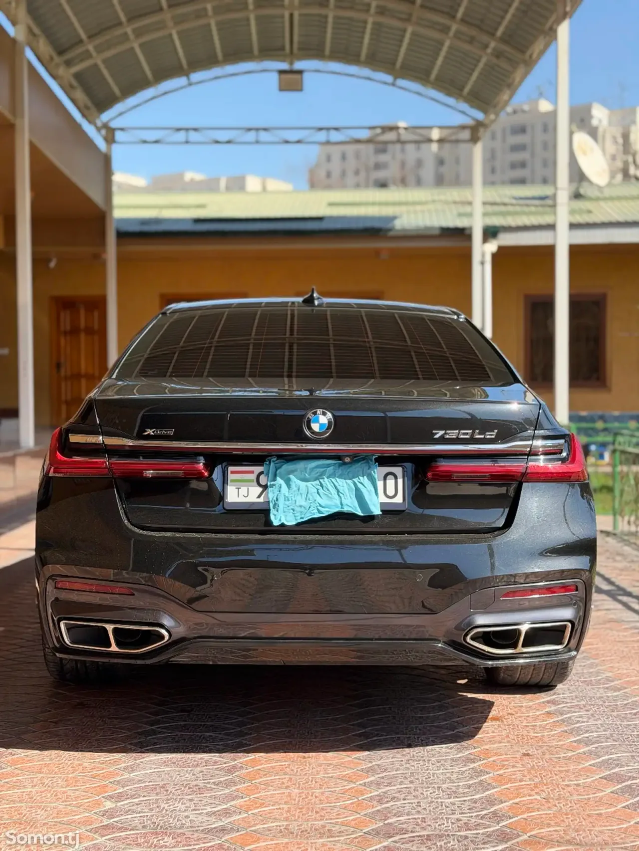 BMW 7 series 2017 · 3.0 AT
