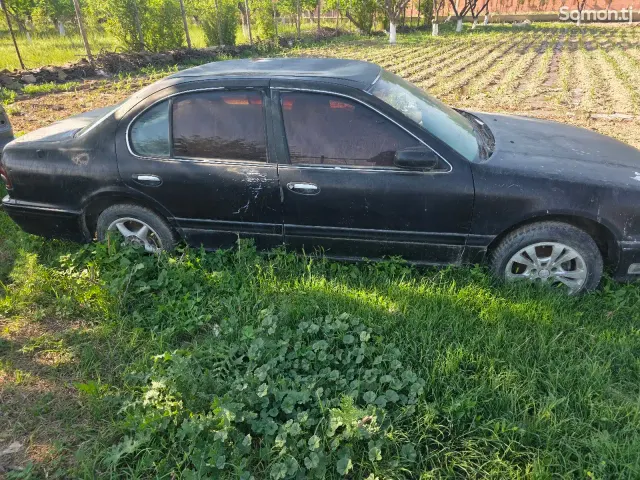 Nissan Maxima 1997 · 2.0 AT