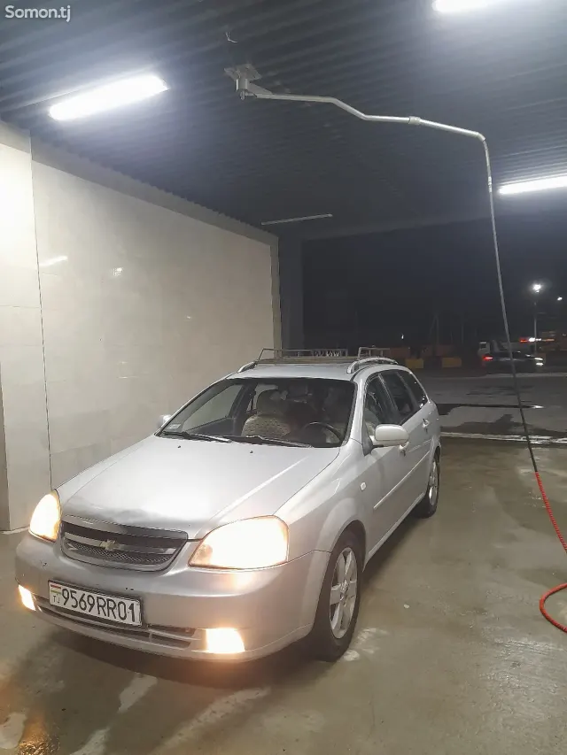 Chevrolet Lacetti 2006 · 1.6 MT