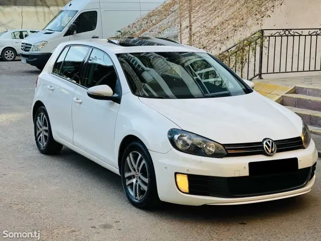 Volkswagen Golf 2012 · 2.0 AT