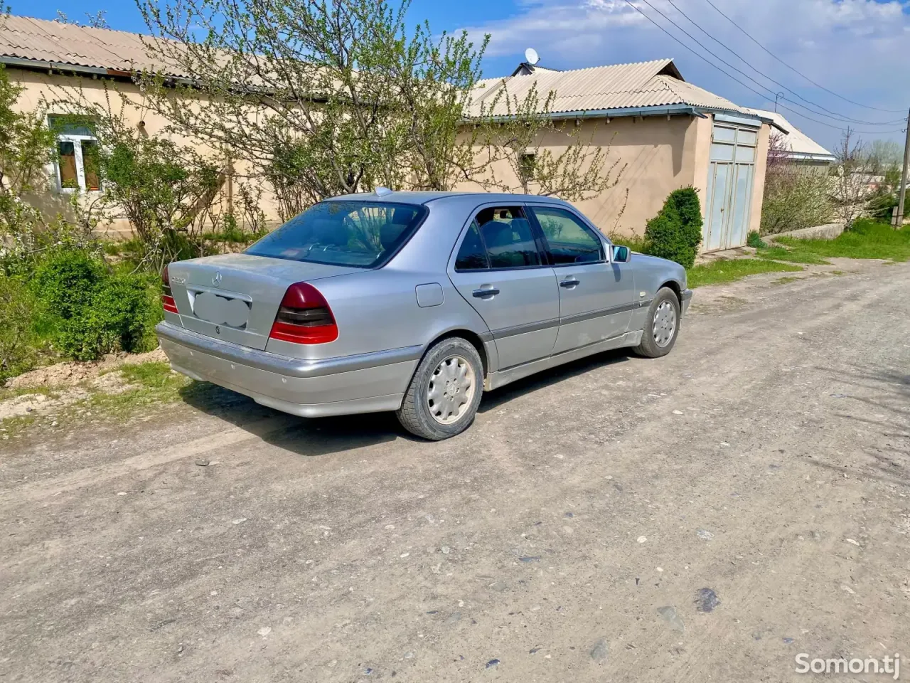 Mercedes-Benz C class 1998 · 2.2 MT
