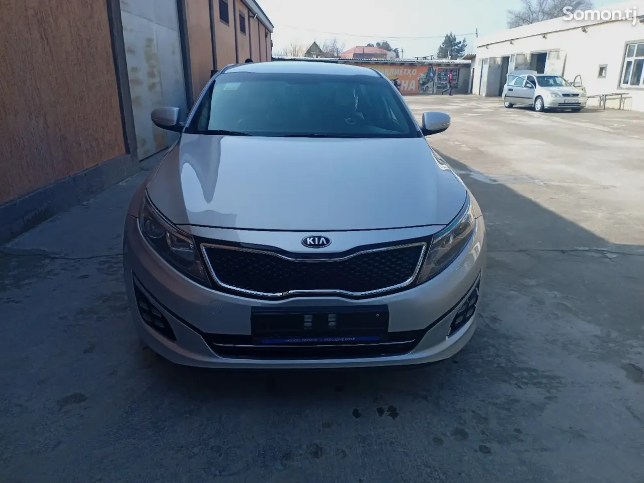 Kia K5 2015 · 2.0 AT