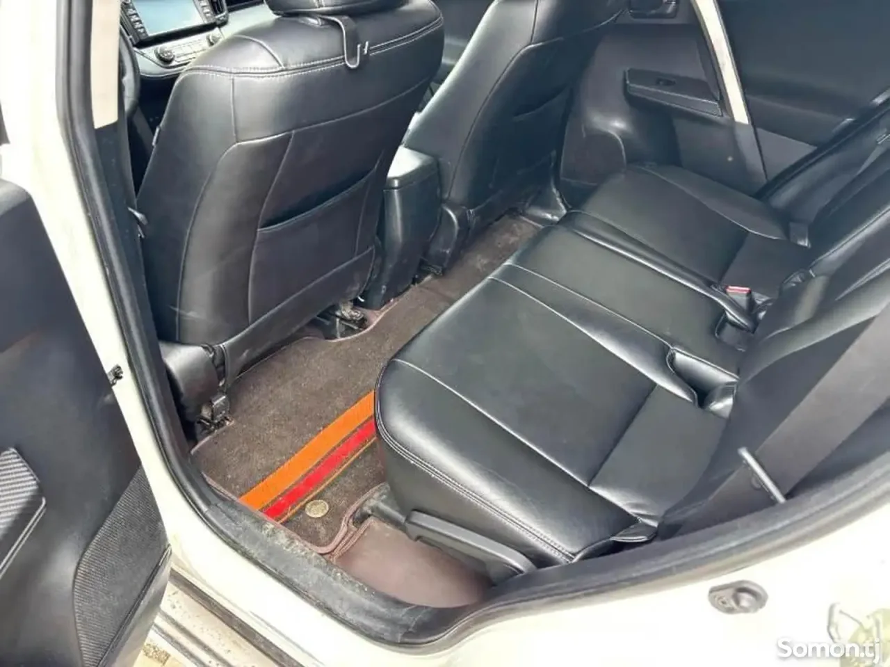 Toyota RAV 4 2015 · 2.0 AT