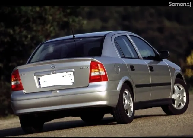 Opel Astra G 2000 · 1.8 MT