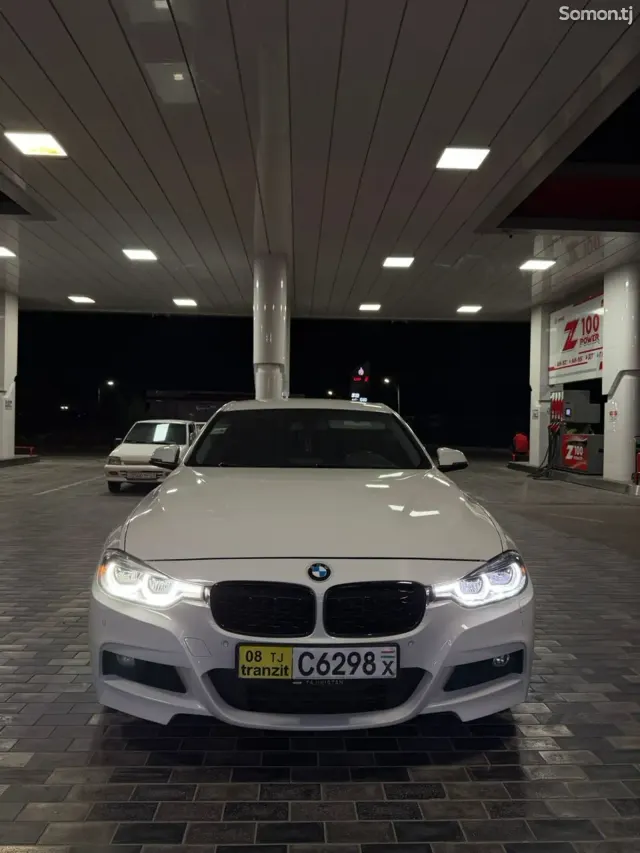 BMW 3 series 2017 · 2.0 AT