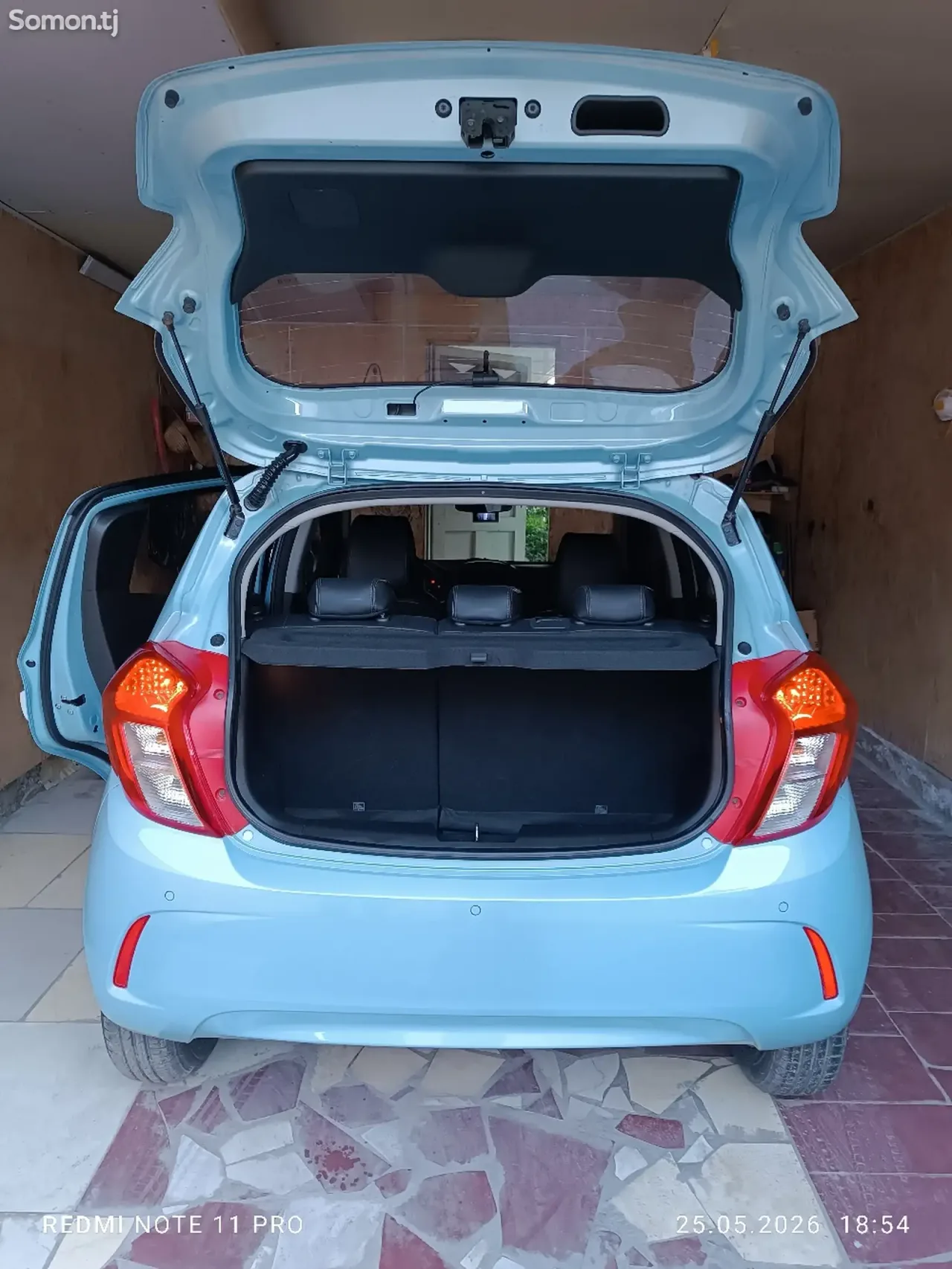 Chevrolet Spark 2016 · 1.1 AT