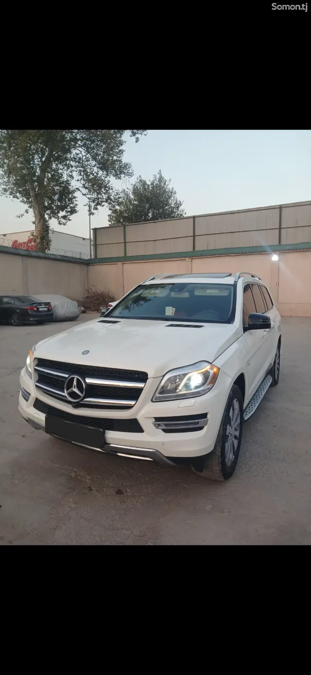 Mercedes-Benz GL class 2015 · 3.5 AT