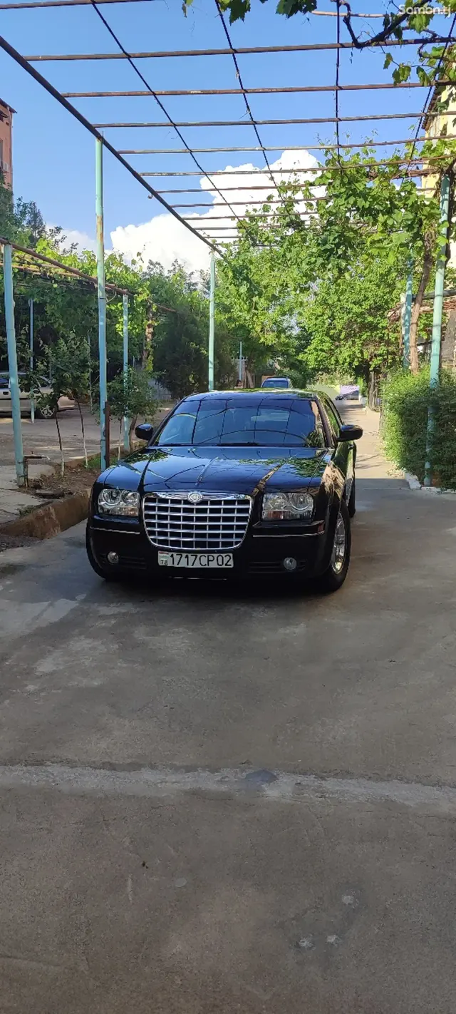 Chrysler 300C 2005 · 3.5 AT