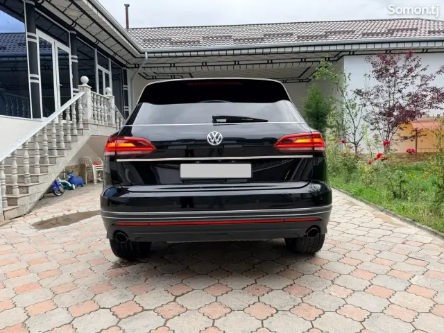 Volkswagen Touareg 2019 · 3.0 AT