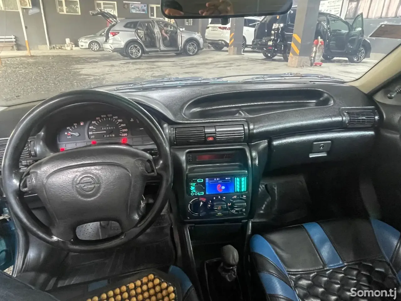 Opel Astra F 1993 · 1.6 MT