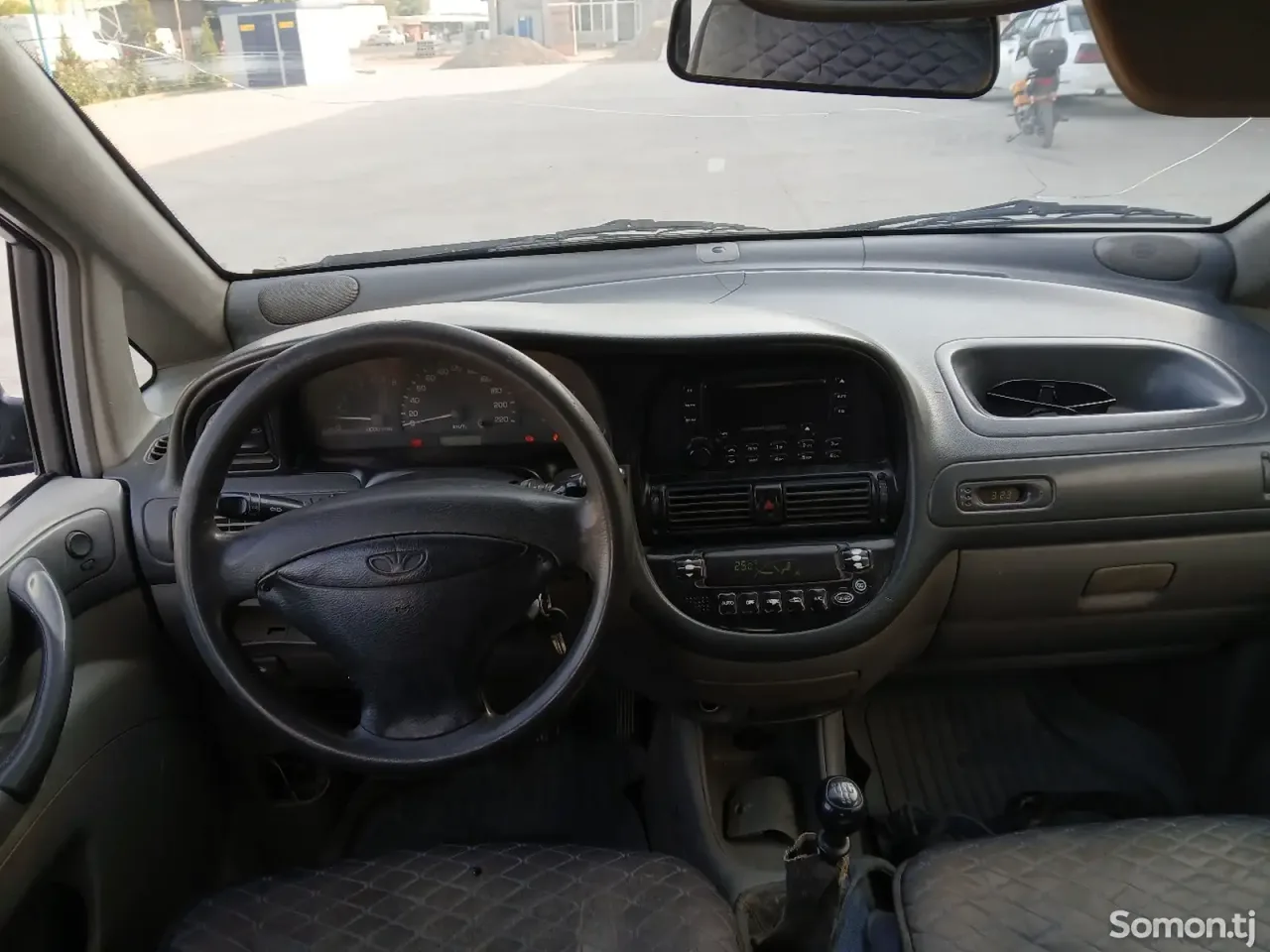 Chevrolet Rezzo 2000 · 1.8 MT