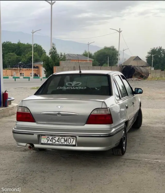 Daewoo Nexia 1996 · 1.6 MT