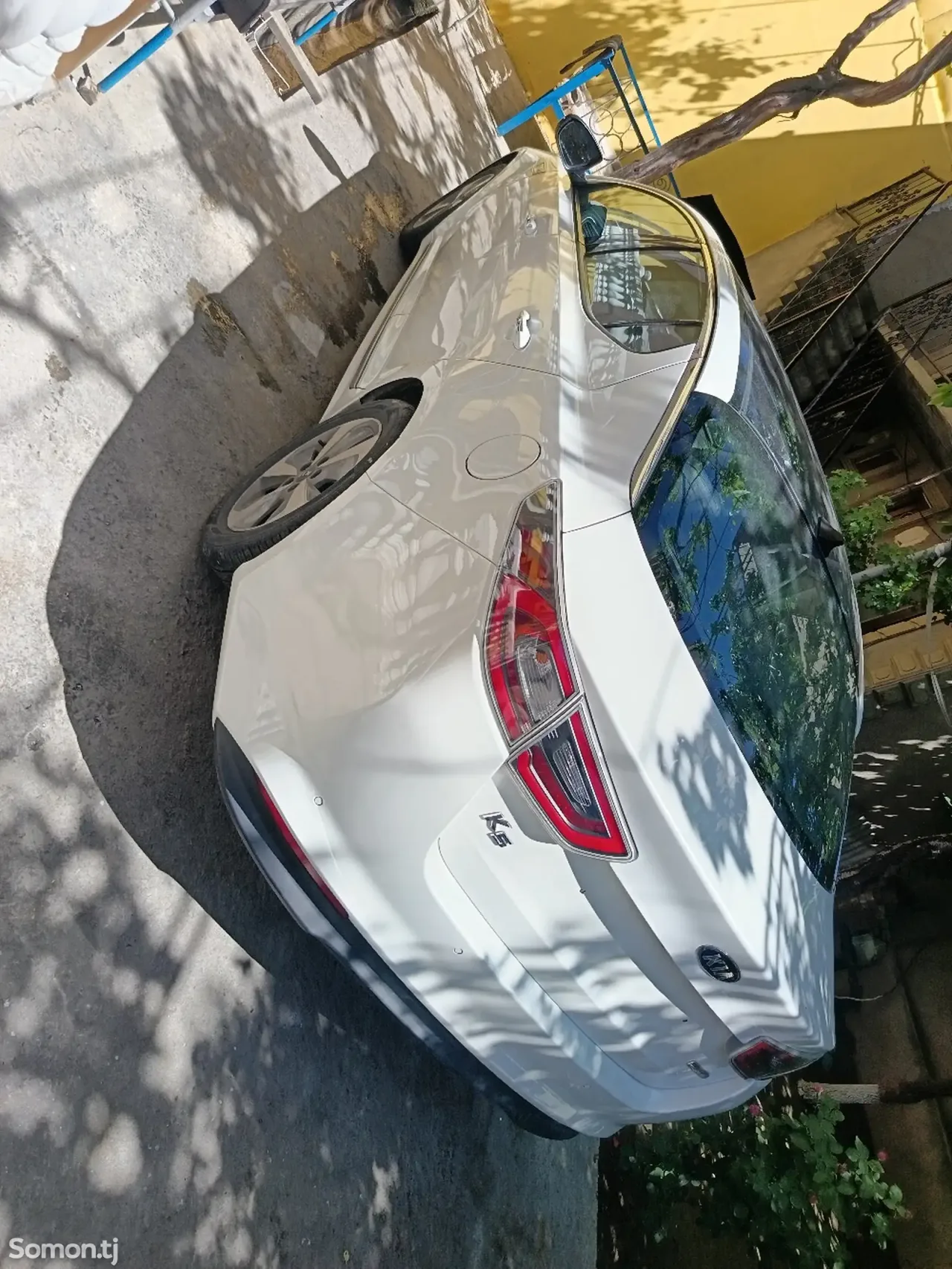 Kia K5 2014 · 2.0 AT