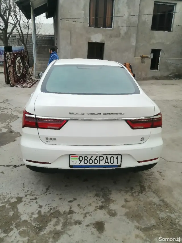 BYD Han EV 2023 · 2.0 AT