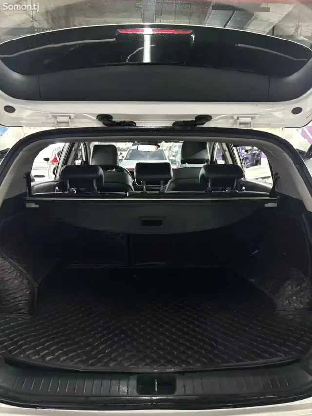 Hyundai Tucson 2016 · 1.6 AT