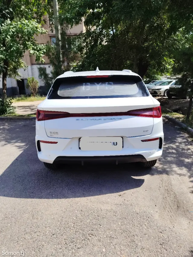 BYD E2 2024 · AT