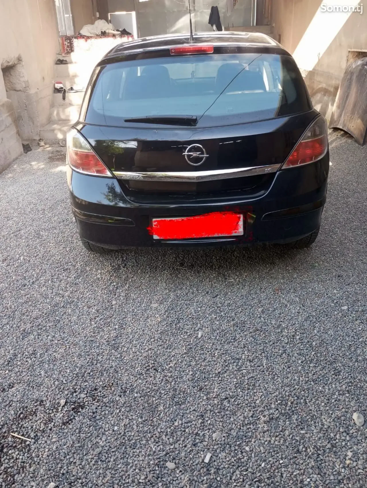 Opel Astra H 2008 · 1.6 MT