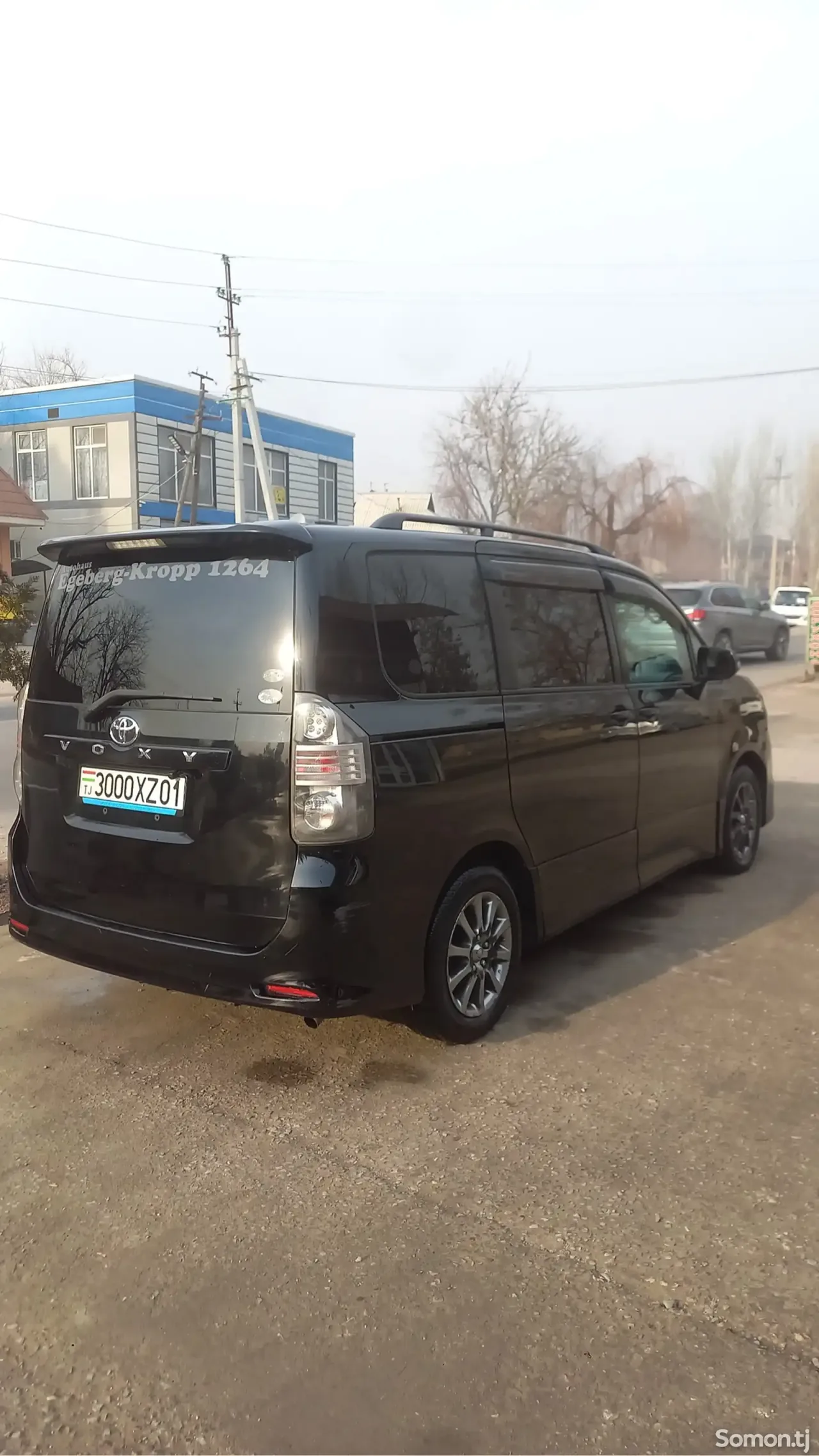 Toyota Voxy 2007 · 2.0 AT