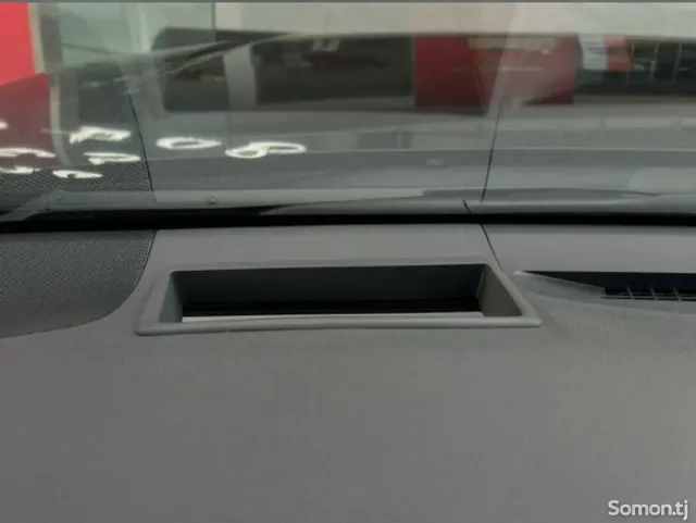 Toyota Camry 2026 · 2.5 AT