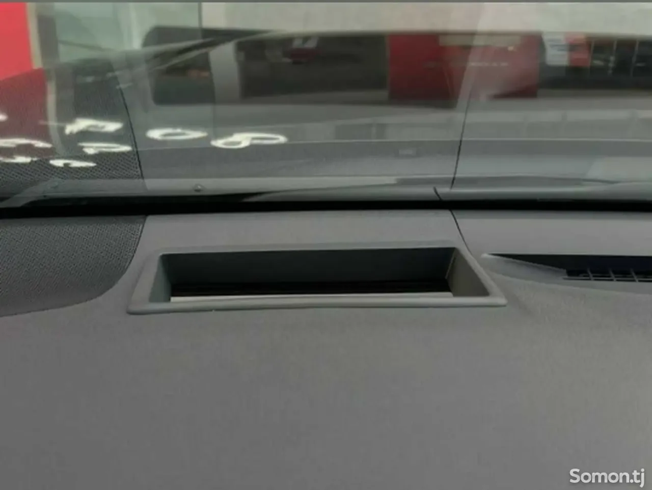 Toyota Camry 2026 · 2.5 AT