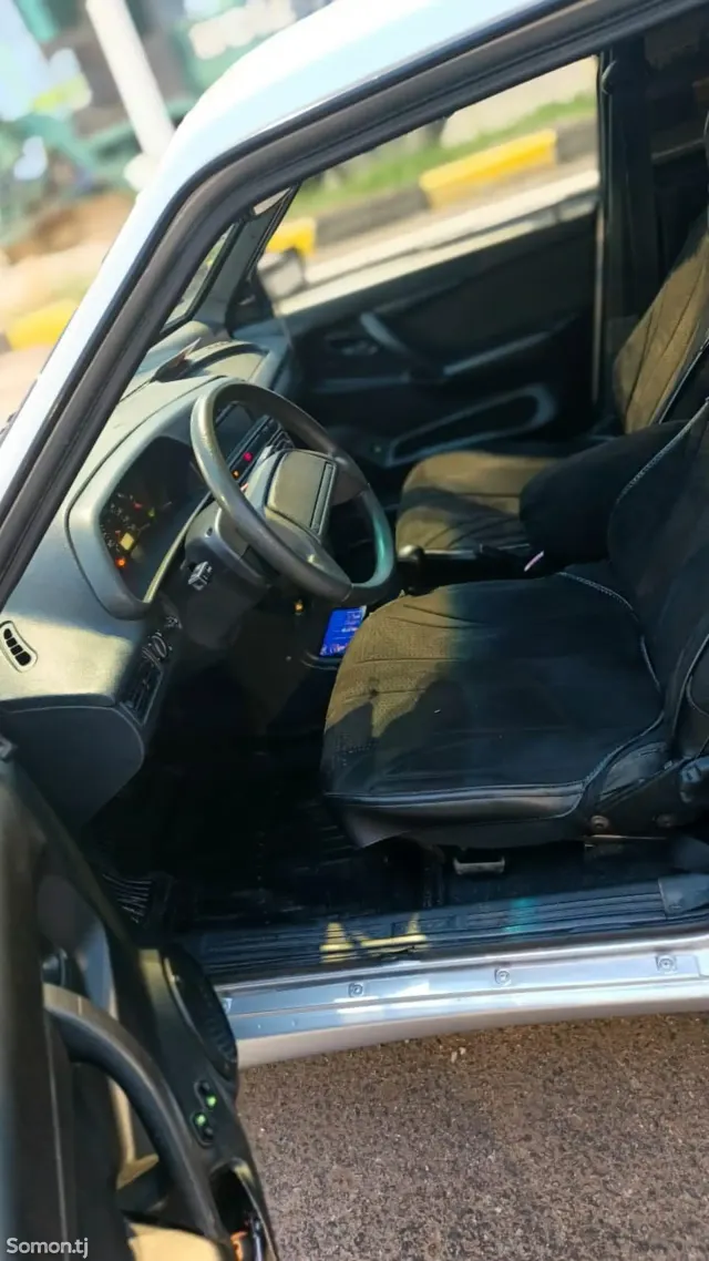 Lada (ВАЗ) 2115 2006 · 1.5 MT