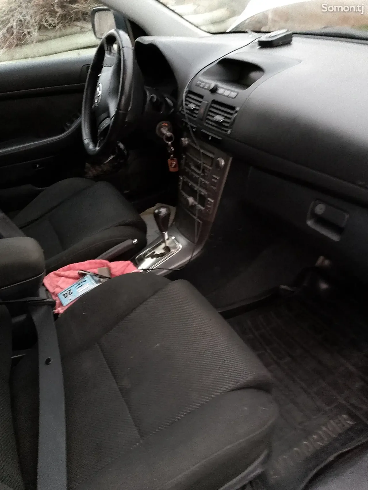 Toyota Avensis 2006 · 2.0 AT