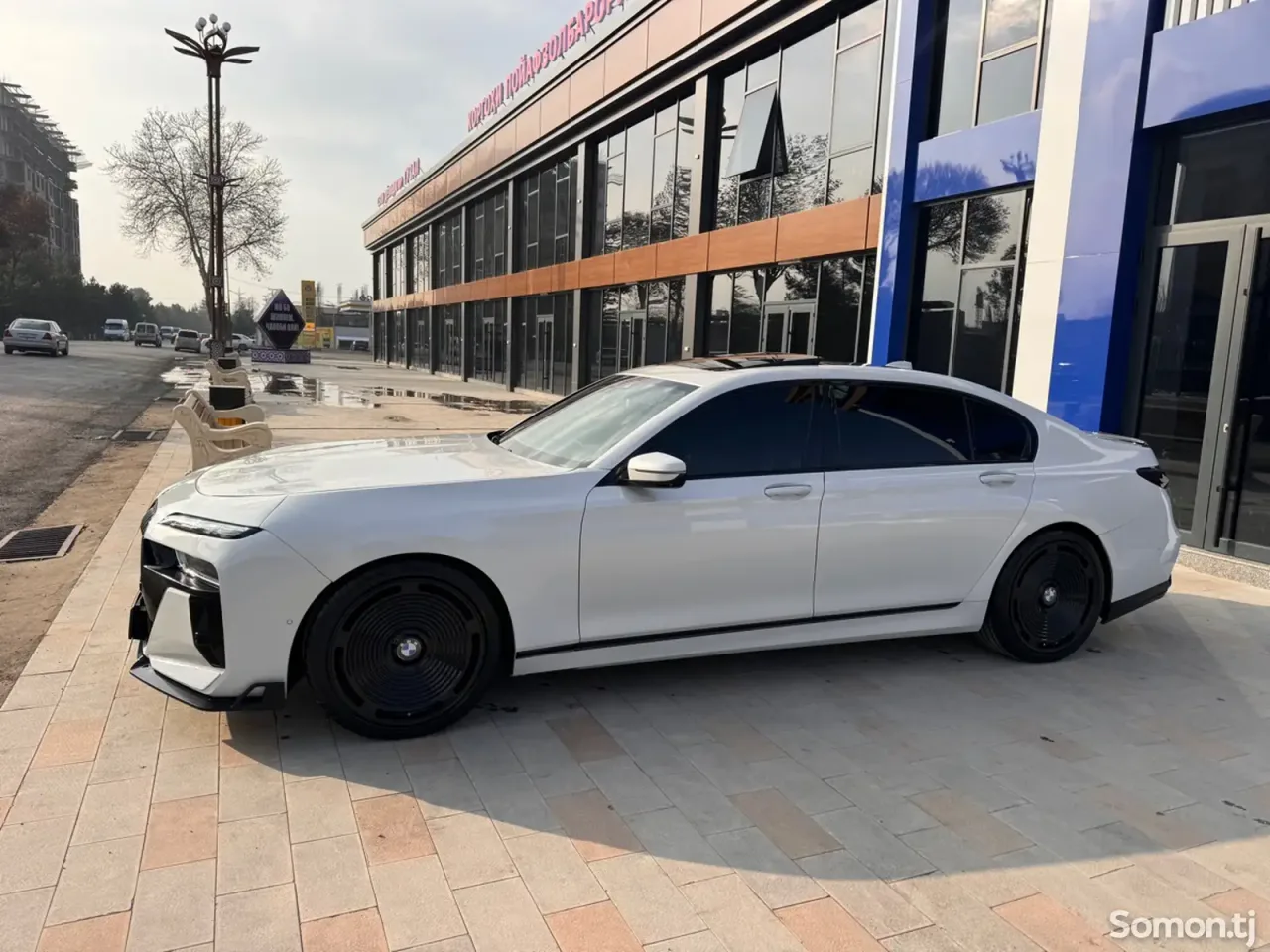 BMW 7 series 2017 · 3.0 AT