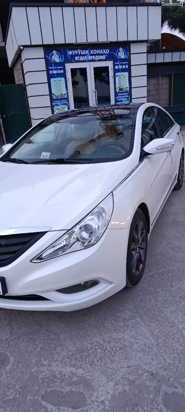 Hyundai Sonata 2010 · 2.0 AT