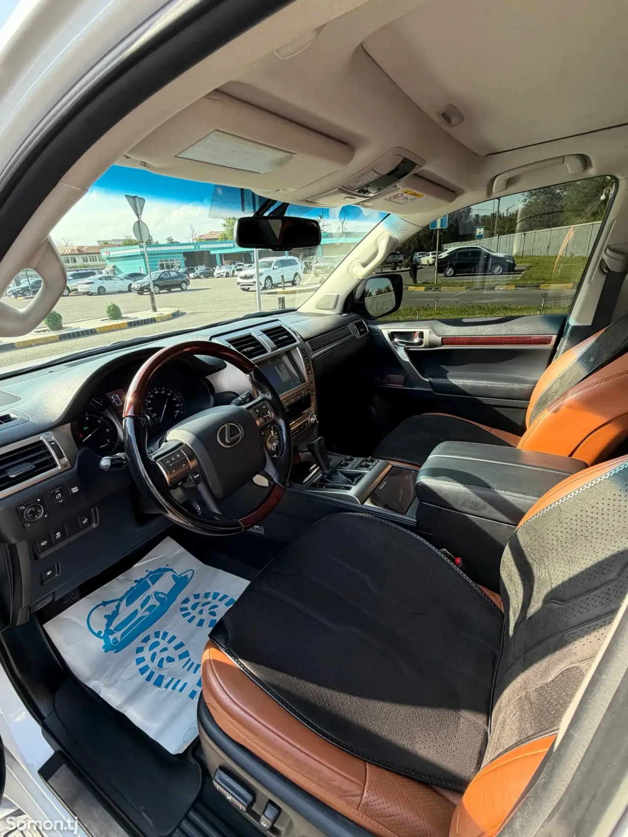 Lexus GX series 2018 · 4.6 AT