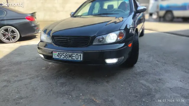 Infiniti I series 2001 · 2.5 AT