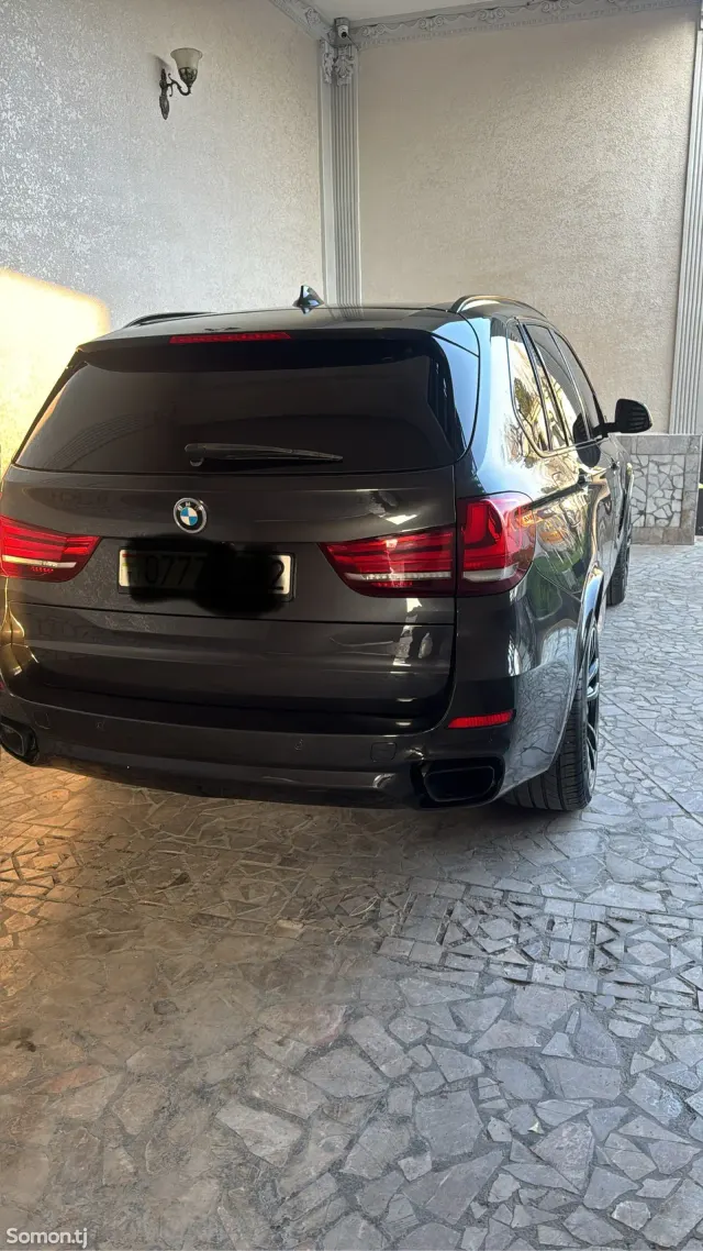 BMW X5 2015 · 2.5 AT