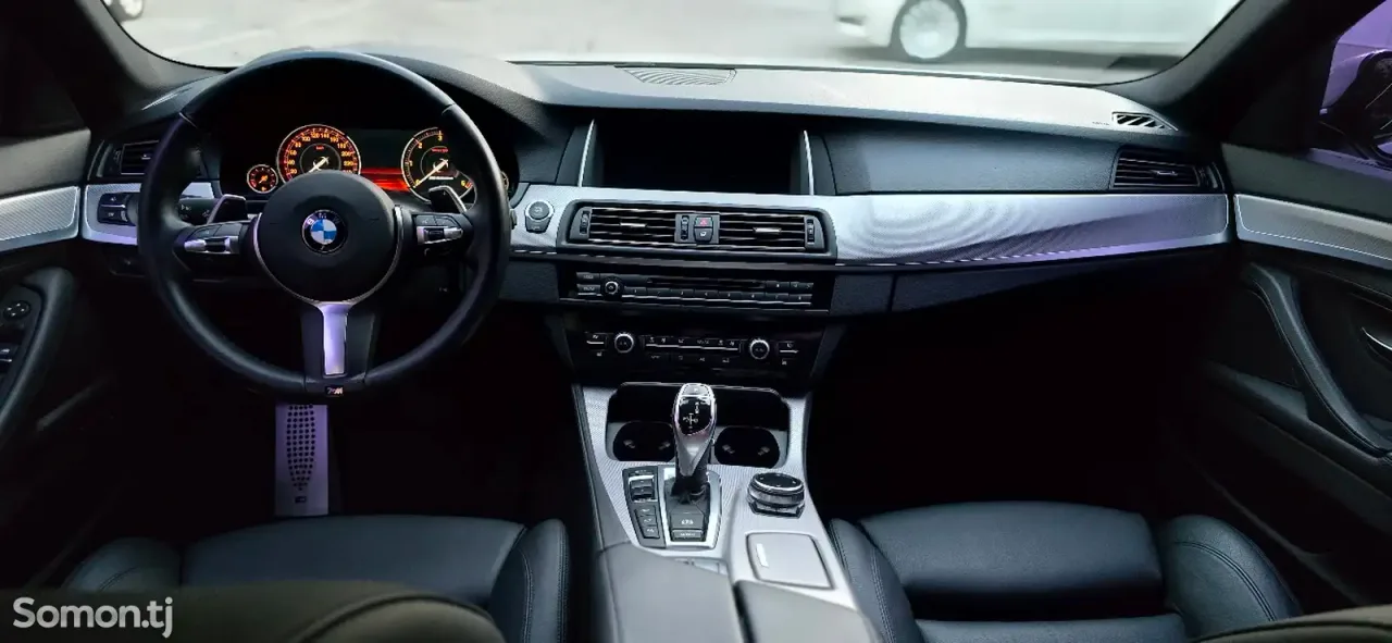 BMW 5 series 2014 · 3.0 AT