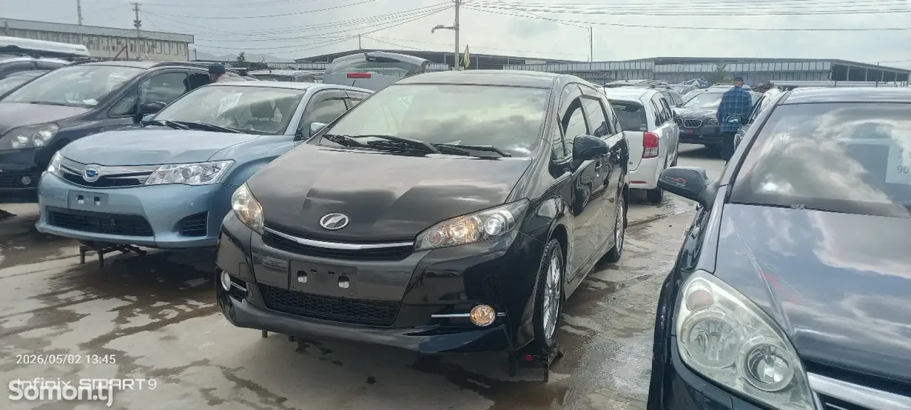 Toyota Wish 2014 · 2.0 AT