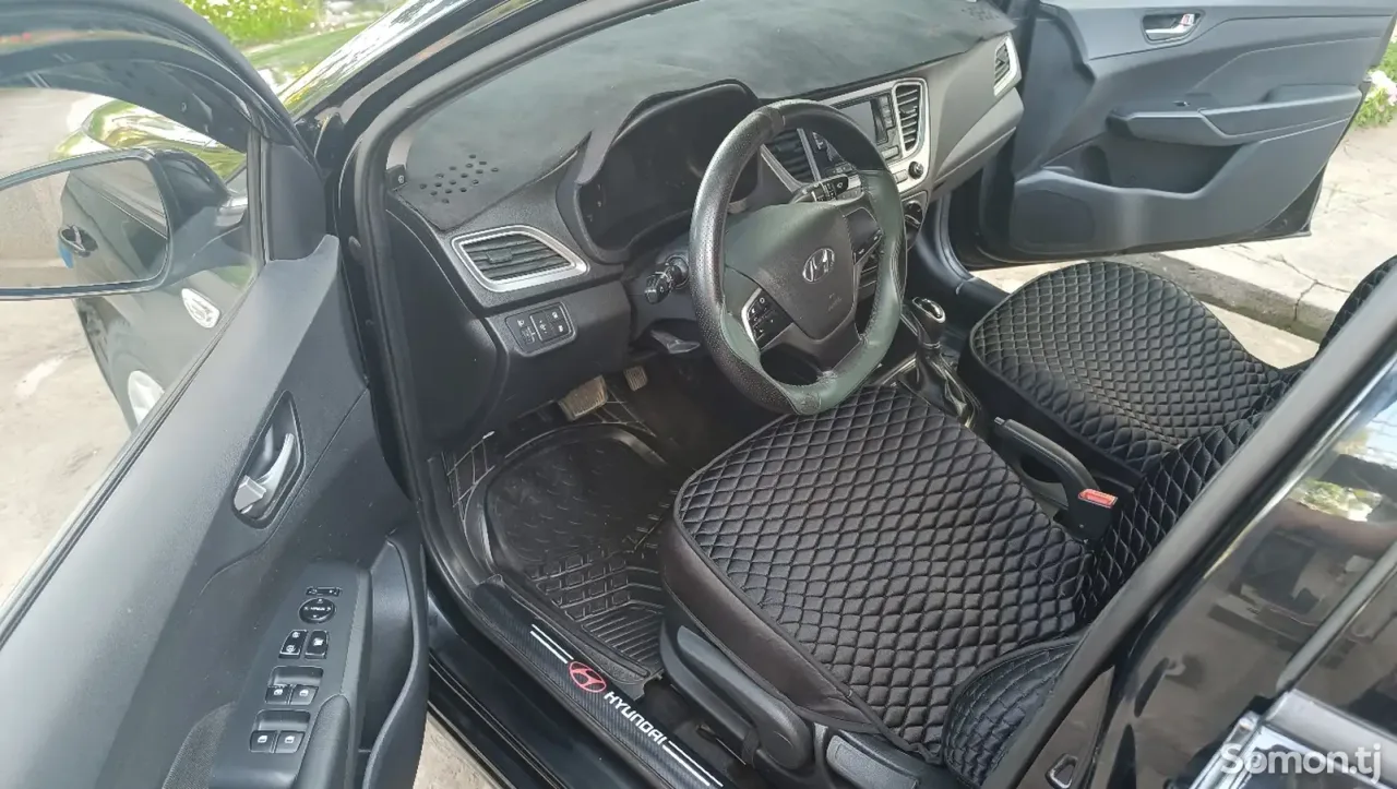Hyundai Solaris 2020 · 1.6 AT