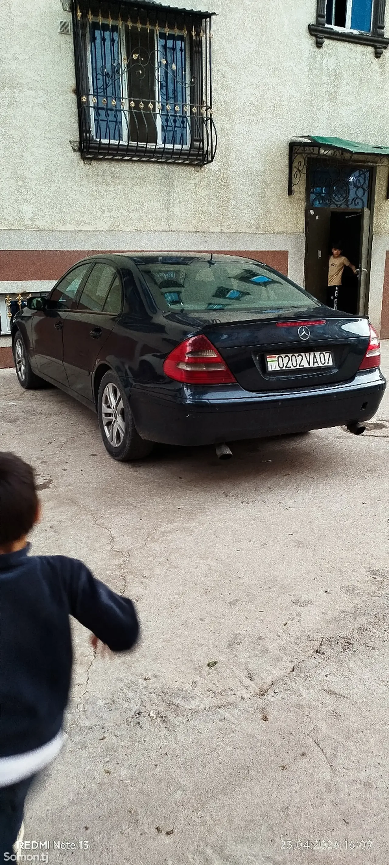 Mercedes-Benz E class 2003 · 2.4 AT