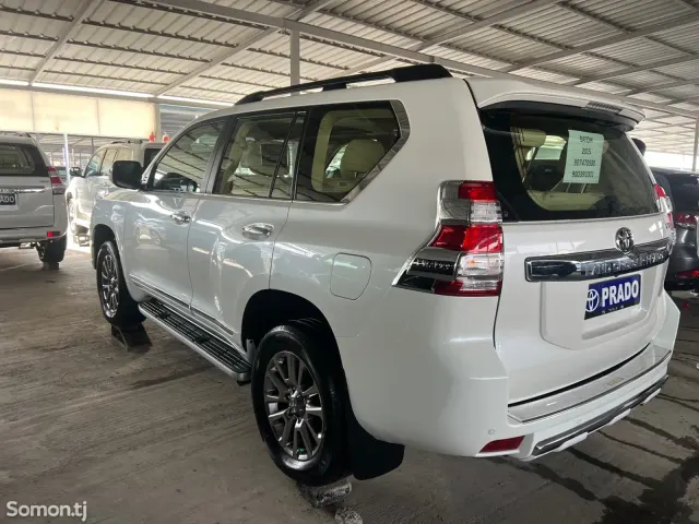 Toyota Land Cruiser Prado 2015 · 4.0 AT