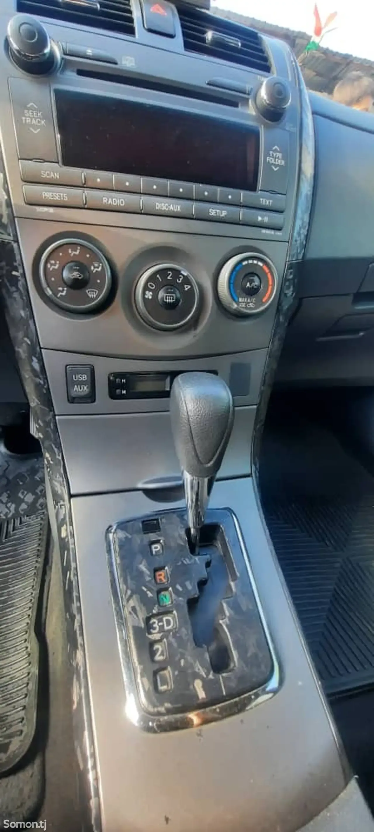 Hyundai Santa Fe 2011 · 1.8 AT