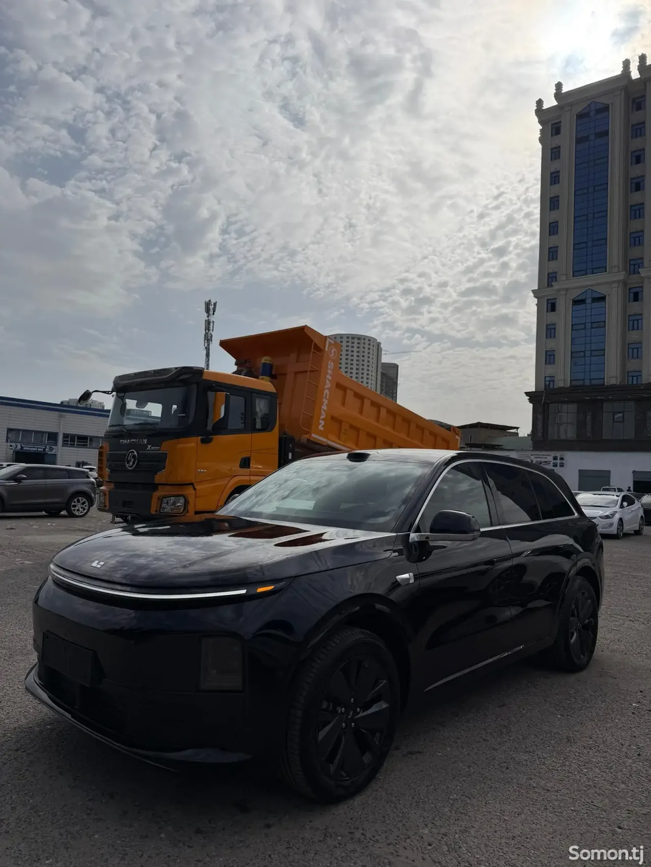 Li Auto (Lixiang) L6 2025 · AT
