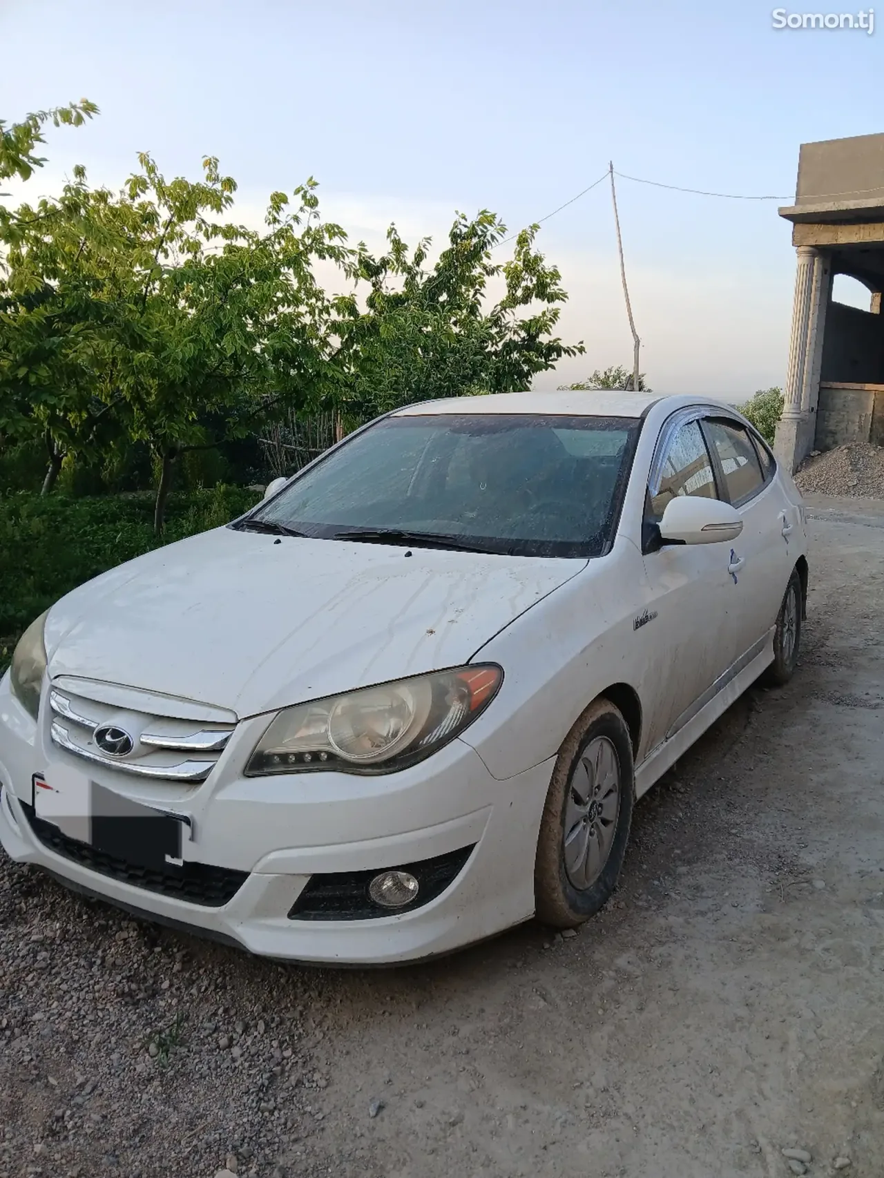 Hyundai Avante 2010 · 1.6 AT