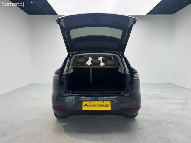 Leapmotor C11 2026 · AT