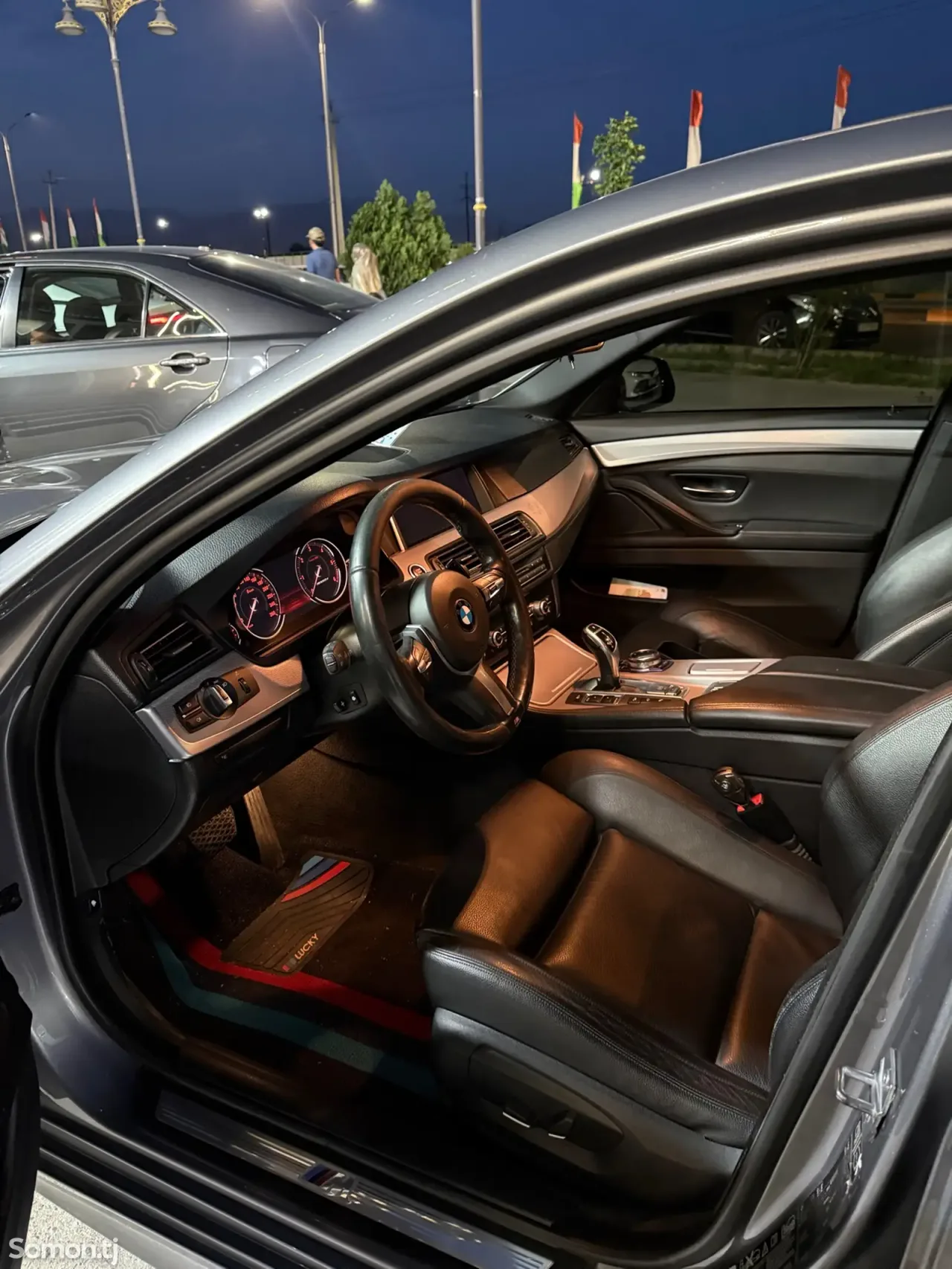 BMW 5 series 2014 · 3.0 AT