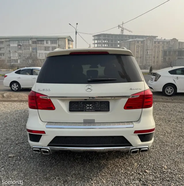 Mercedes-Benz GLS 2013 · 4.5 AT