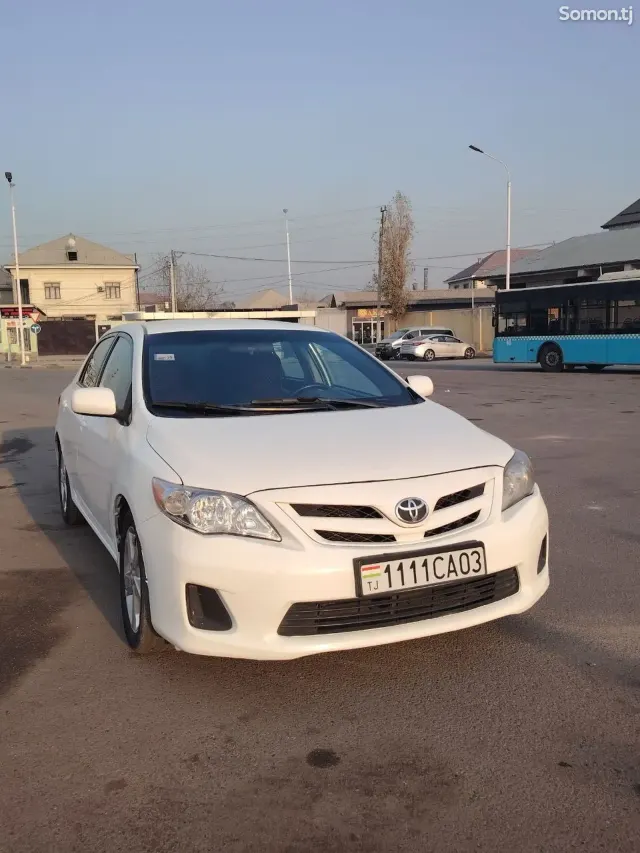 Toyota Corolla 2013 · 1.8 AT