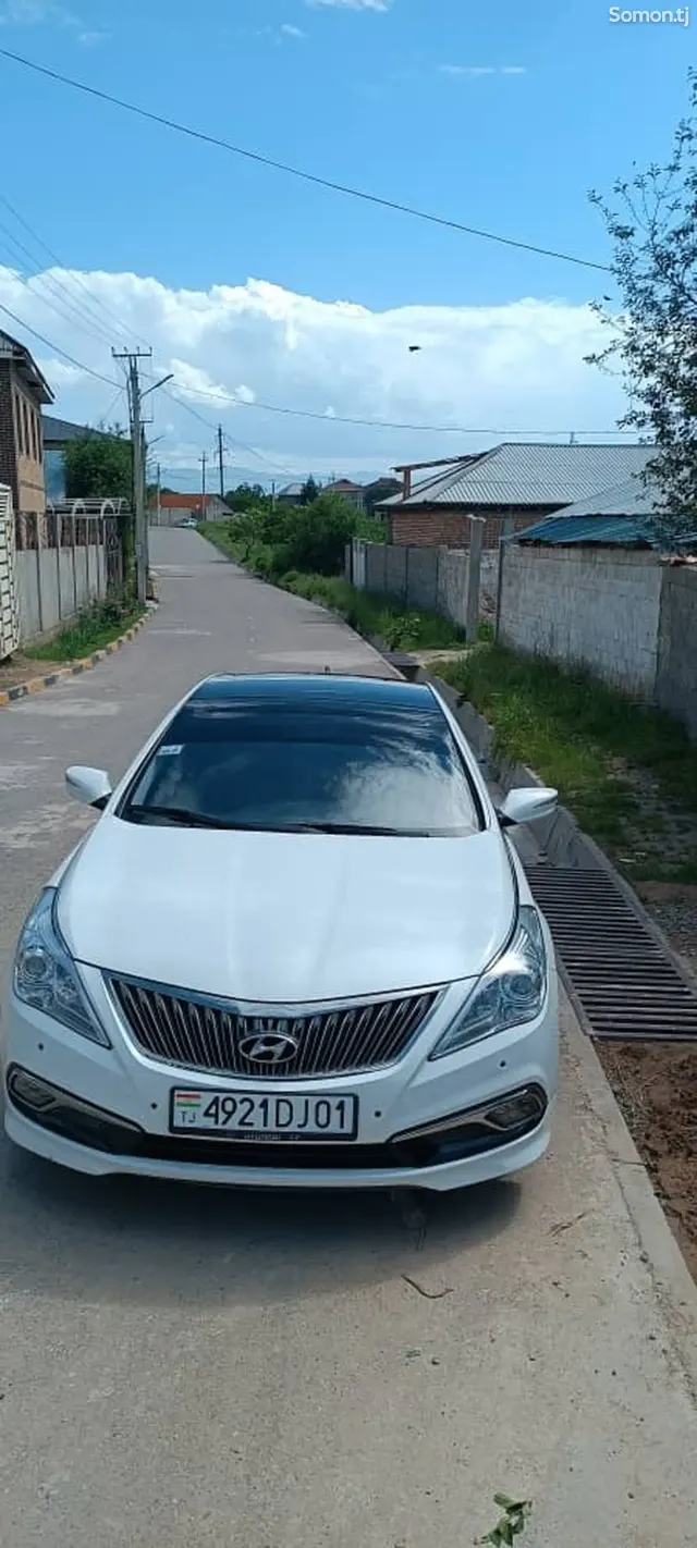 Hyundai Grandeur 2011 · 2.4 AT
