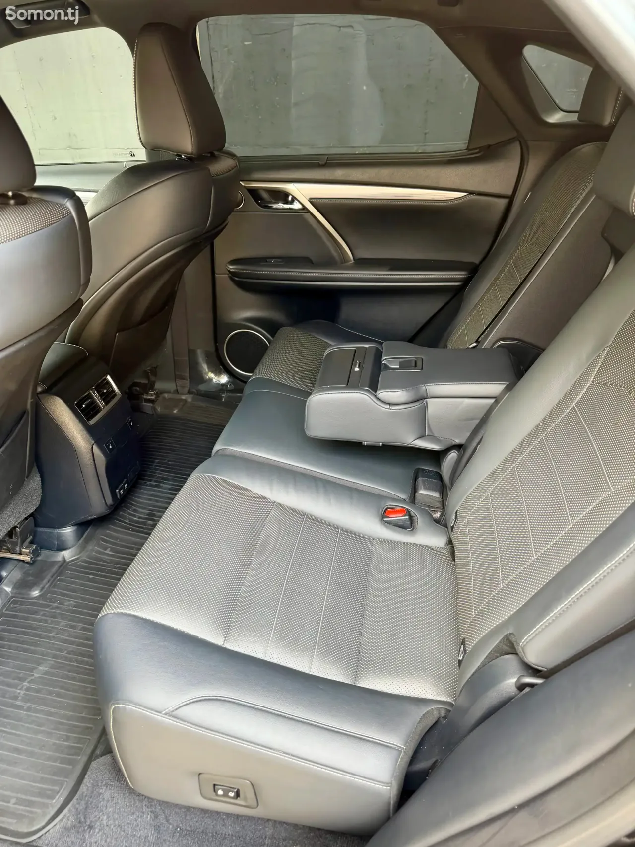 Lexus RX series 2022 · 4.5 AT